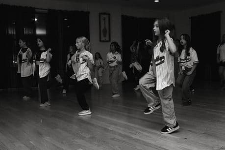 BK Hipsters dance class